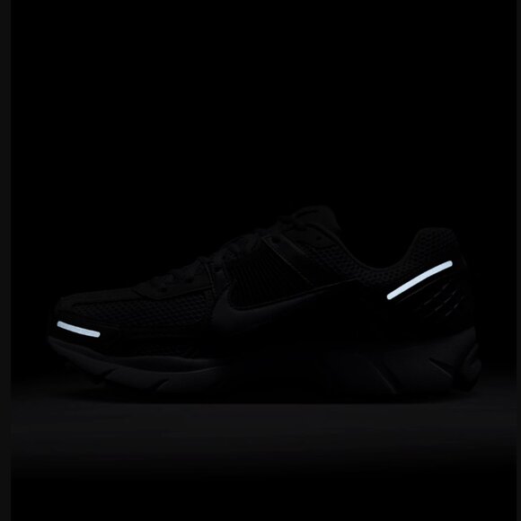 Nike Zoom Vomero 5 Men's Running Training Gym Athletic Shoes Wolf Grey - Picture 14 of 14